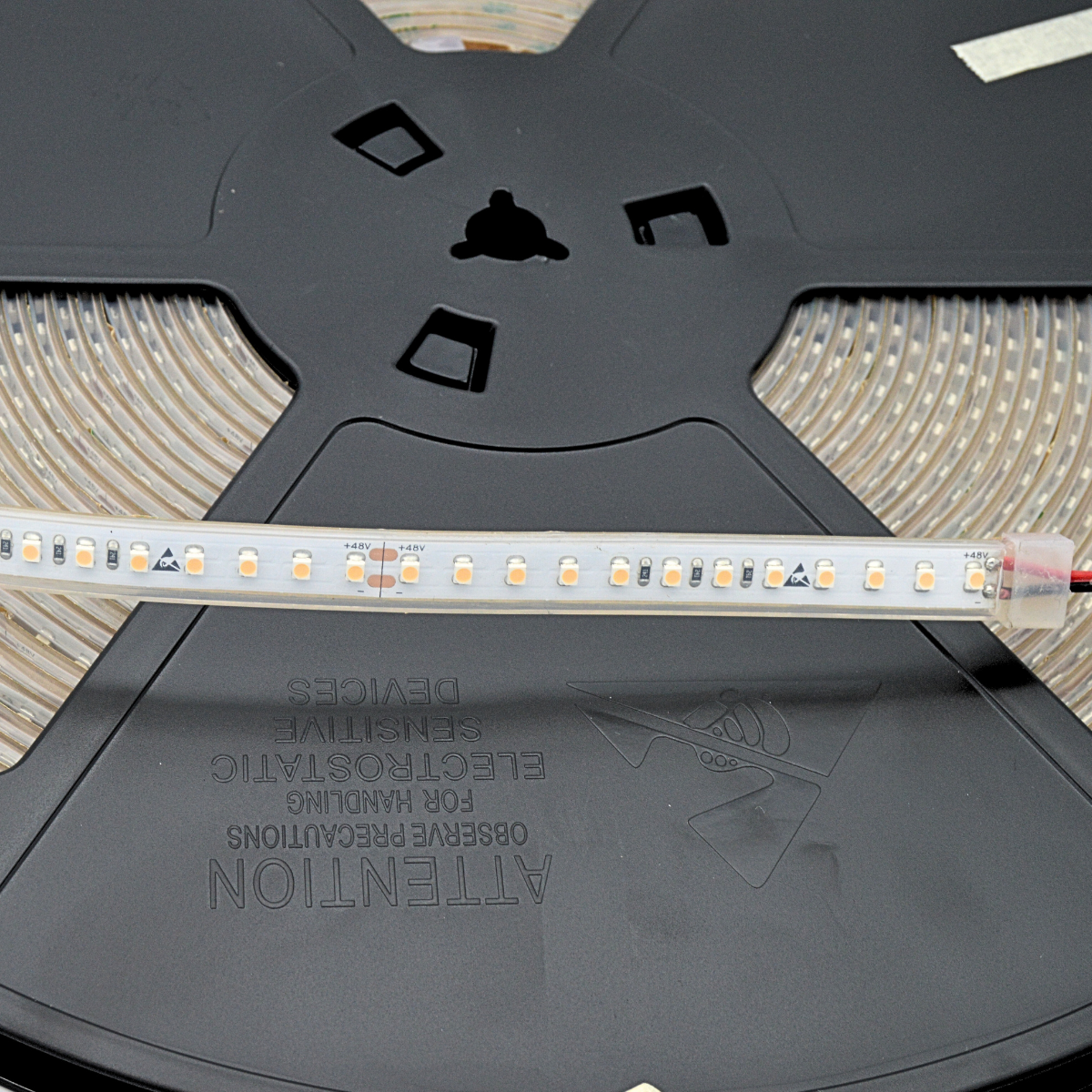 Mojova LED-nauha 48V 9,6W 2700K IP67 20M - Image 2